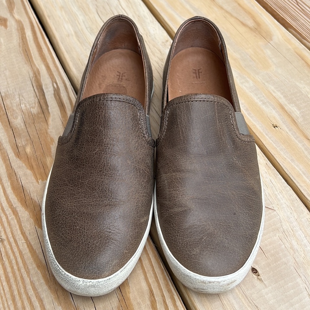 Frye Dylan Slip On Sneakers - Ash, size 9 - Picture 3 of 16